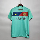 Barcelona 10/11 away Football kit - Footyb